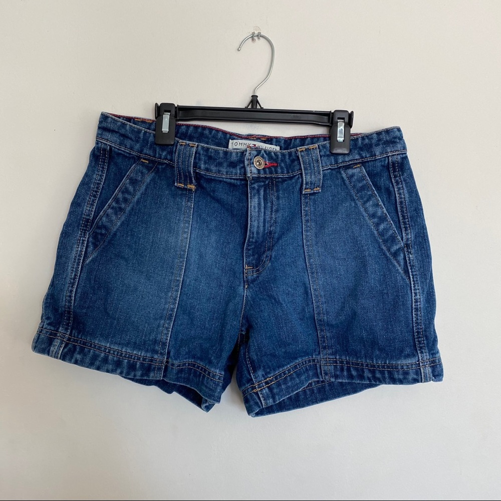 Vintage Highrise Tommy Hilfiger Shorts
